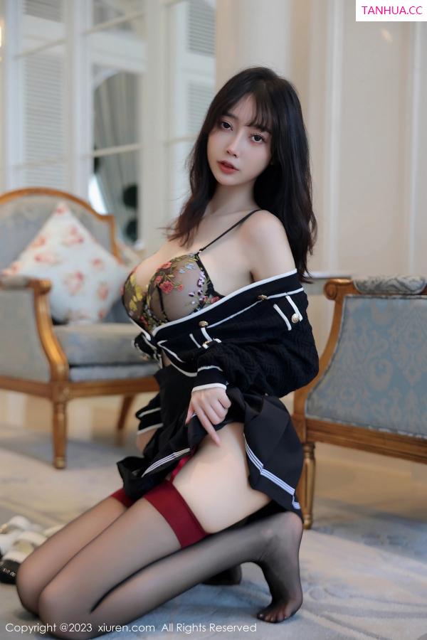 玥儿玥  [XiuRen]高清写真图 2023.08.25 No.7287 玥儿玥er 黑丝美腿第29张图片